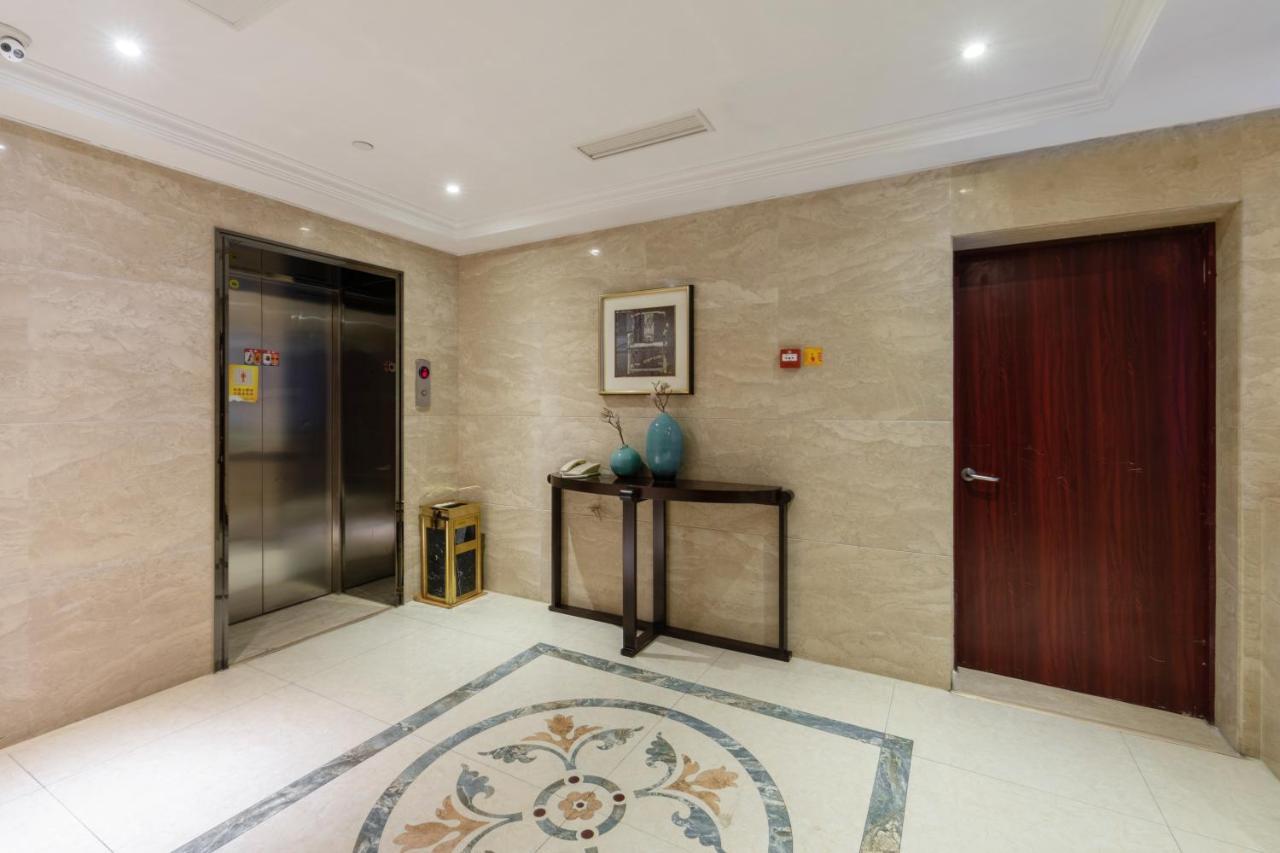 Huzhou Wealth Hotel エクステリア 写真