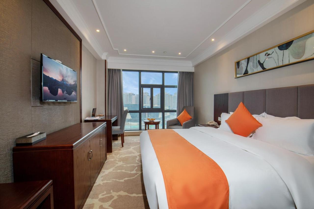 Huzhou Wealth Hotel エクステリア 写真