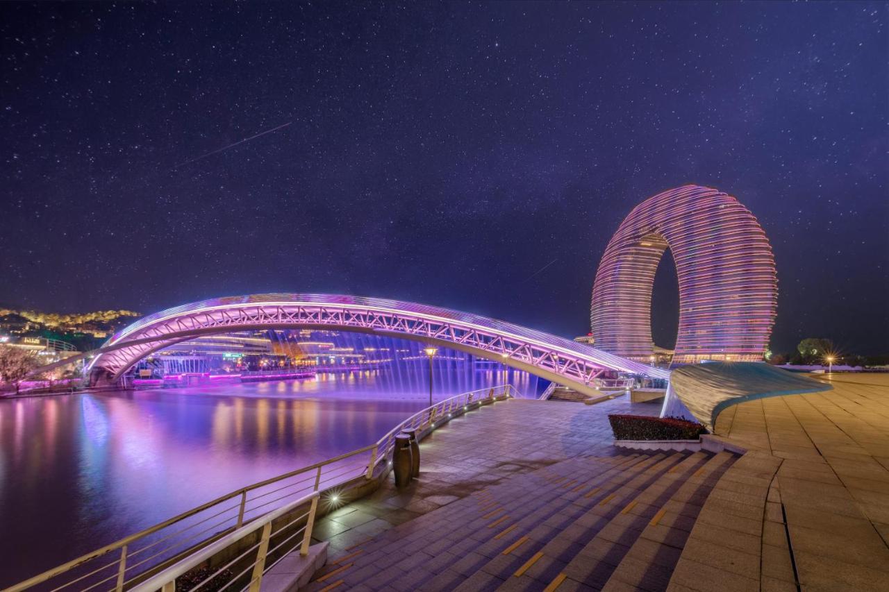 Huzhou Wealth Hotel エクステリア 写真